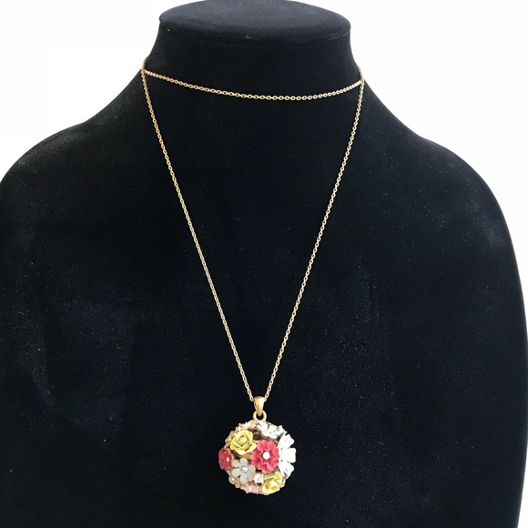Juicy Couture Floral Cluster Pendant Necklace - Picture 2 of 8